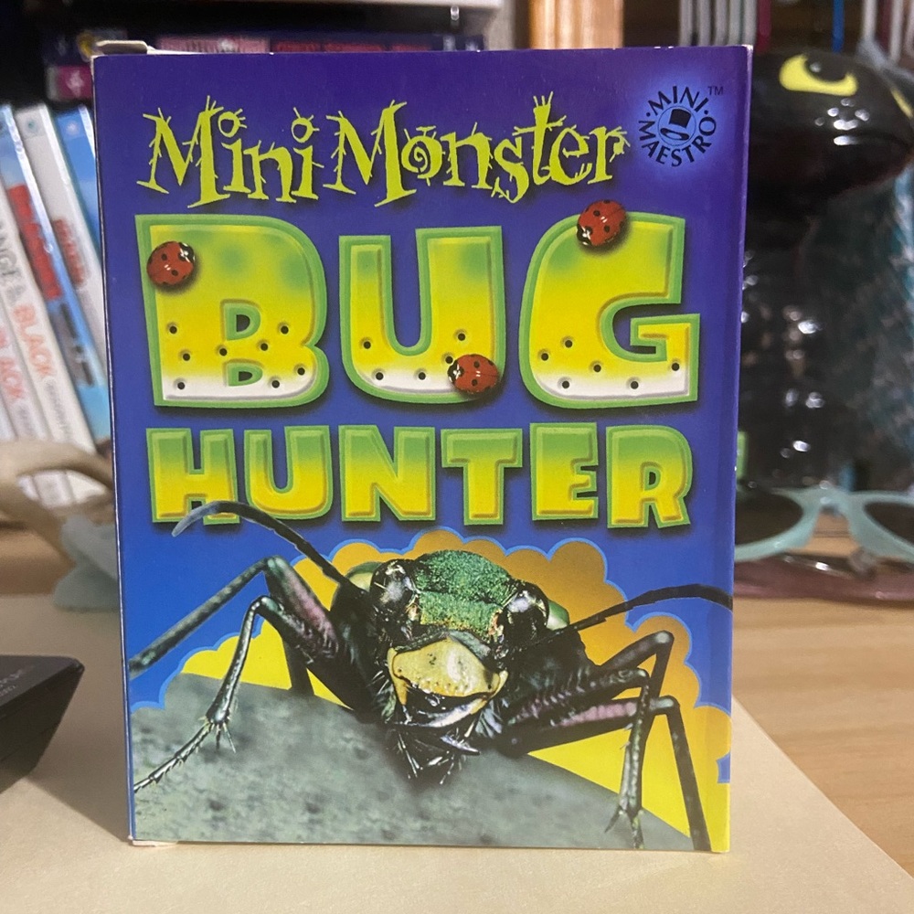 5/$10 | MINI MONSTER BUG HUNTER